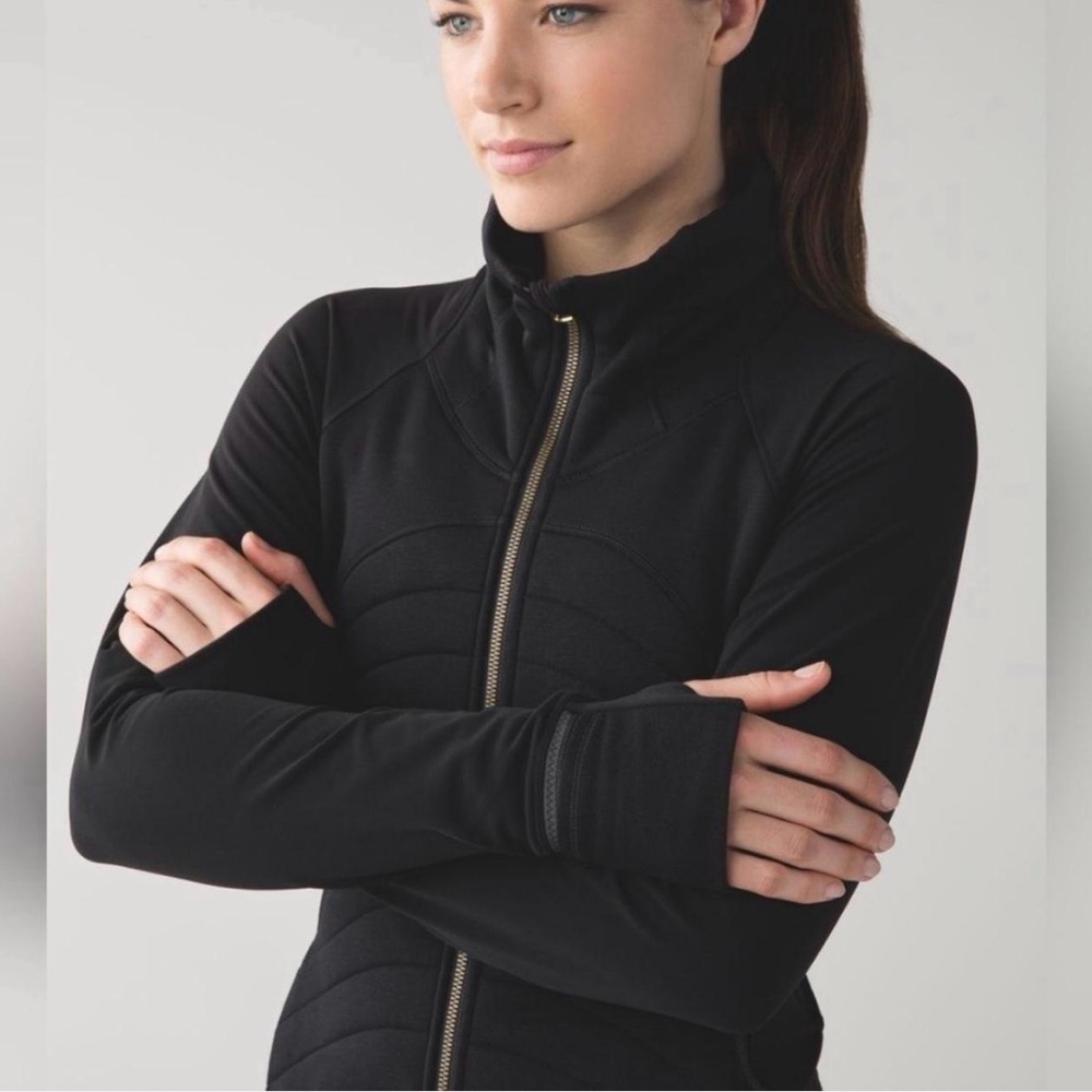 Lululemon Fleece Out Jacket Color - Picture 8 of 8